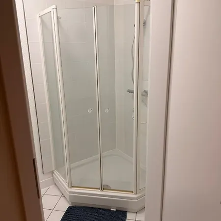 Monteur Darius Apartmán